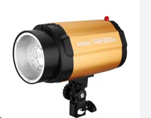 D_NQ_NP_681136-MLU78315606335_082024-O Flash de Estudio Godox